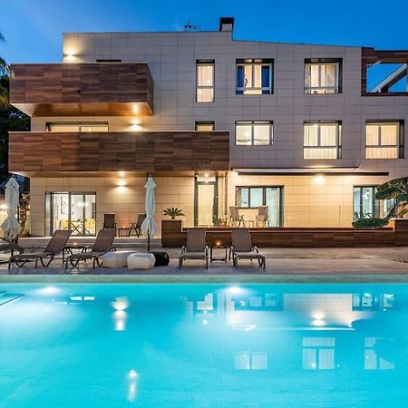 5 Stelle Piscina, Jacuzzi, Wifi - 2 Min Dal Mare Apartment Miami Playa Exterior photo