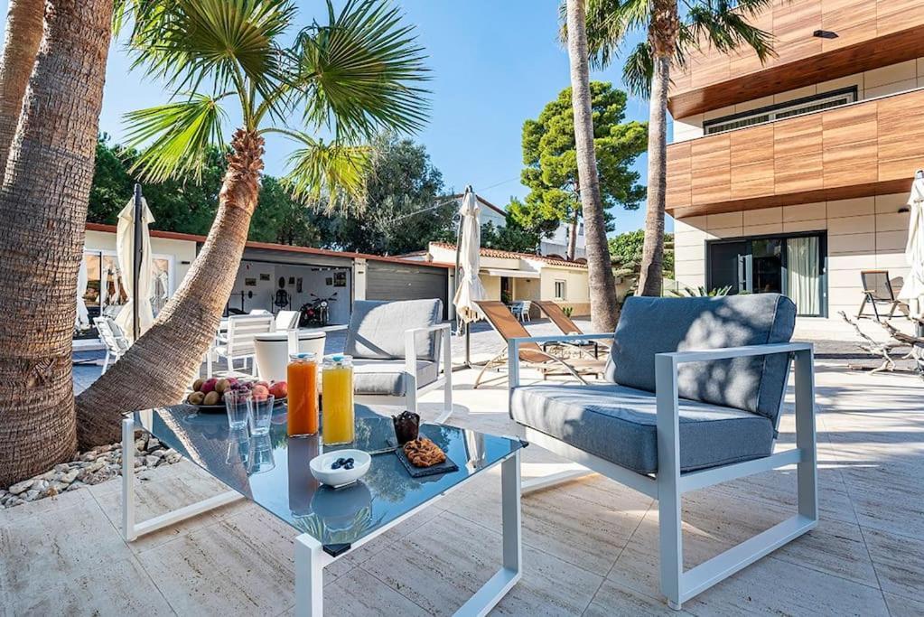 5 Stelle Piscina, Jacuzzi, Wifi - 2 Min Dal Mare Apartment Miami Playa Exterior photo
